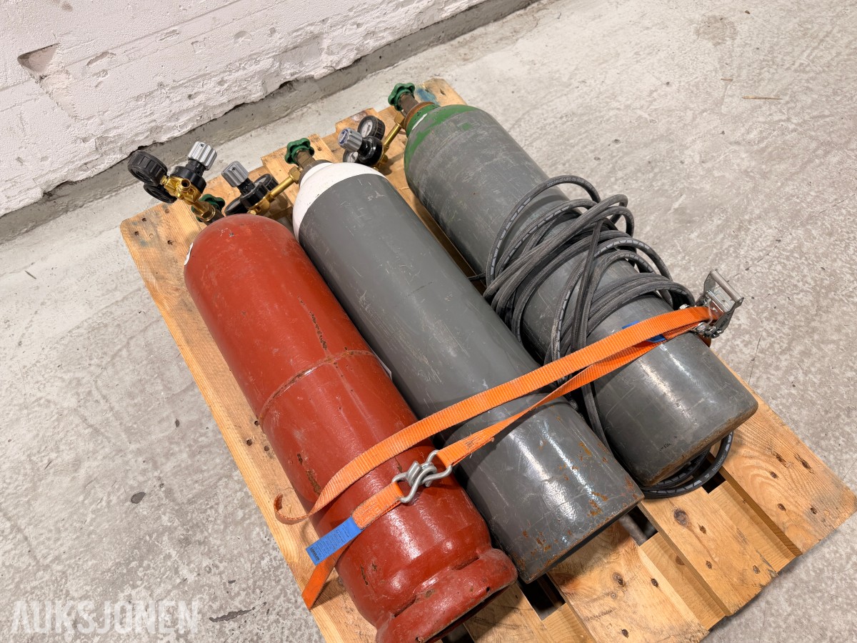 Gassinnhold - acetylen, oksygen og argon 4.8