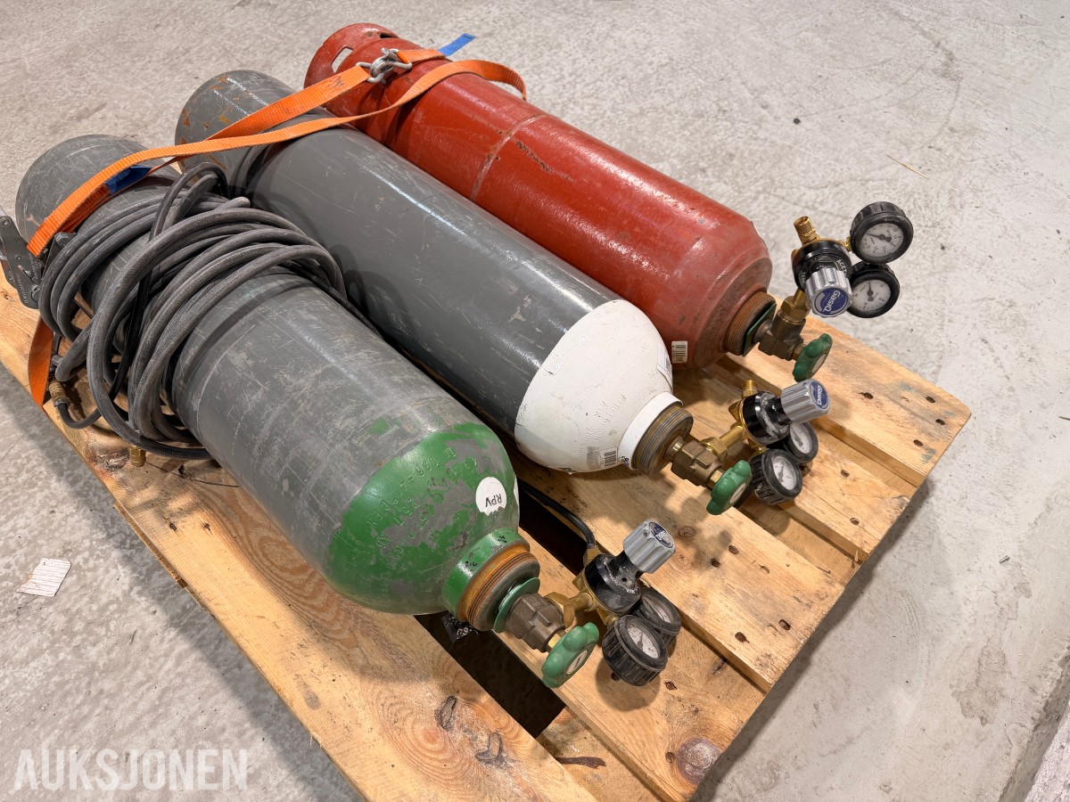 Gassinnhold - acetylen, oksygen og argon 4.8