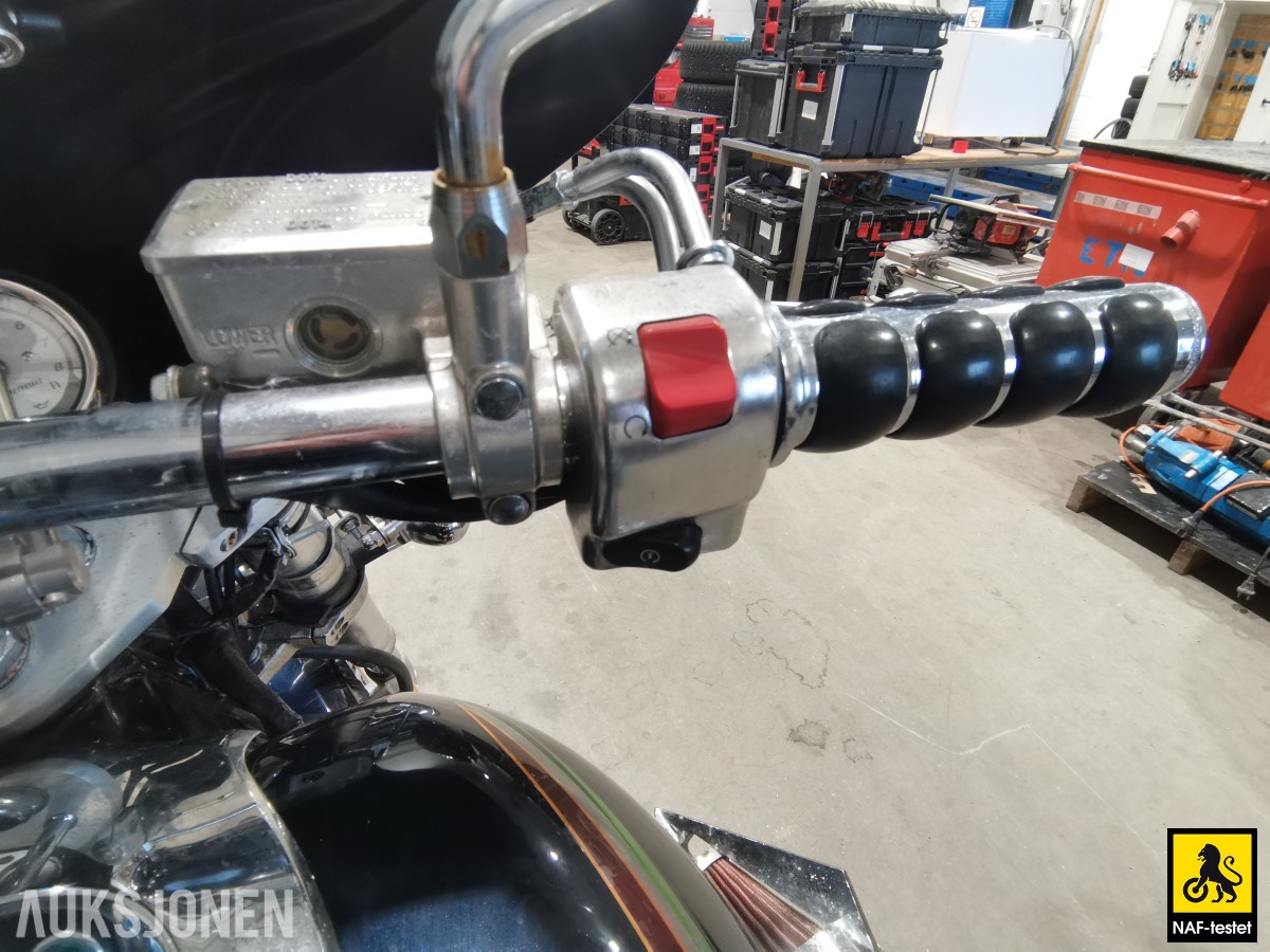 2002 Kawasaki VULCAN 1500 MEAN STR