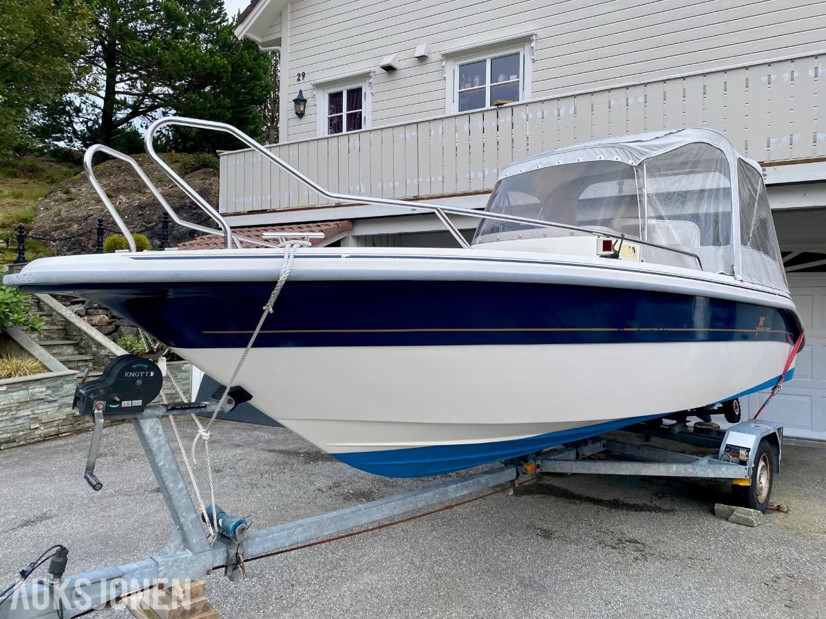 Yamarin 5910 med Evinrude E-Tec 115 2008 mod. og båthenger