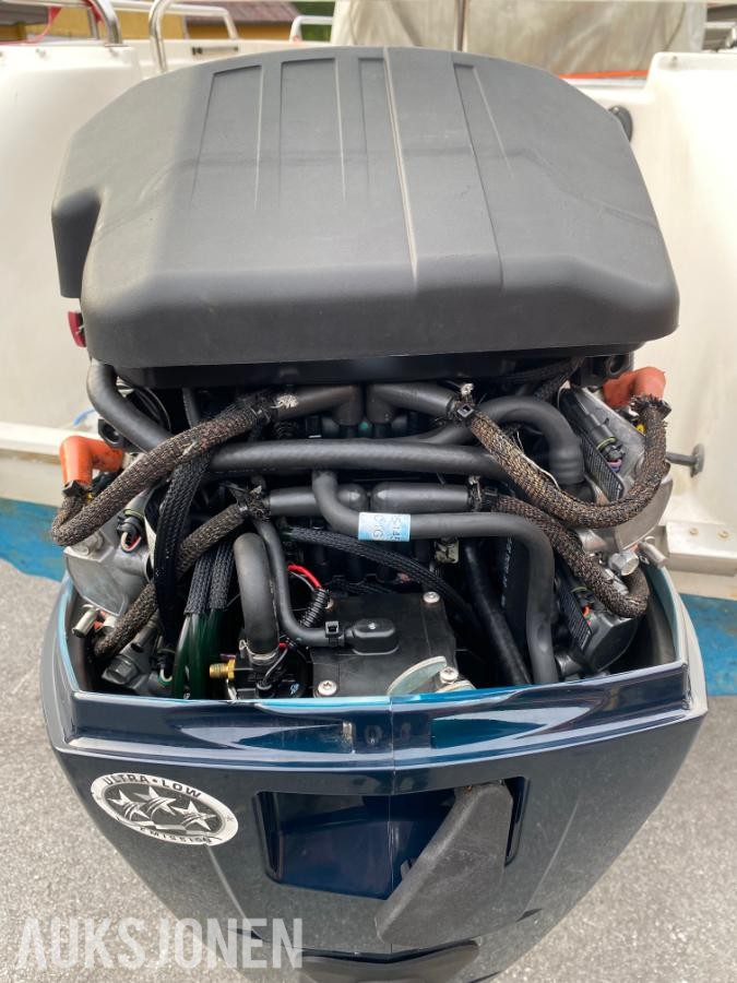 Yamarin 5910 med Evinrude E-Tec 115 2008 mod. og båthenger