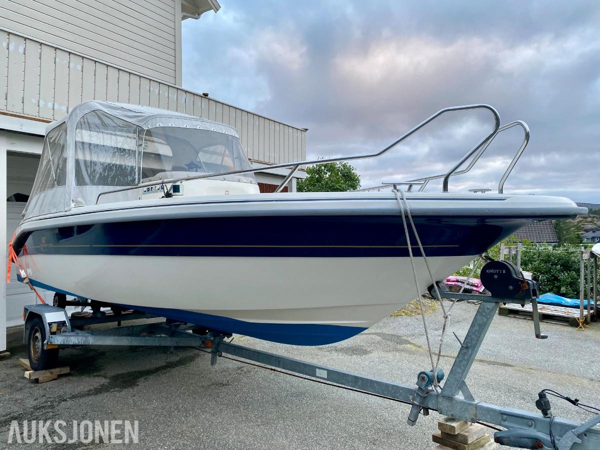 Yamarin 5910 med Evinrude E-Tec 115 2008 mod. og båthenger