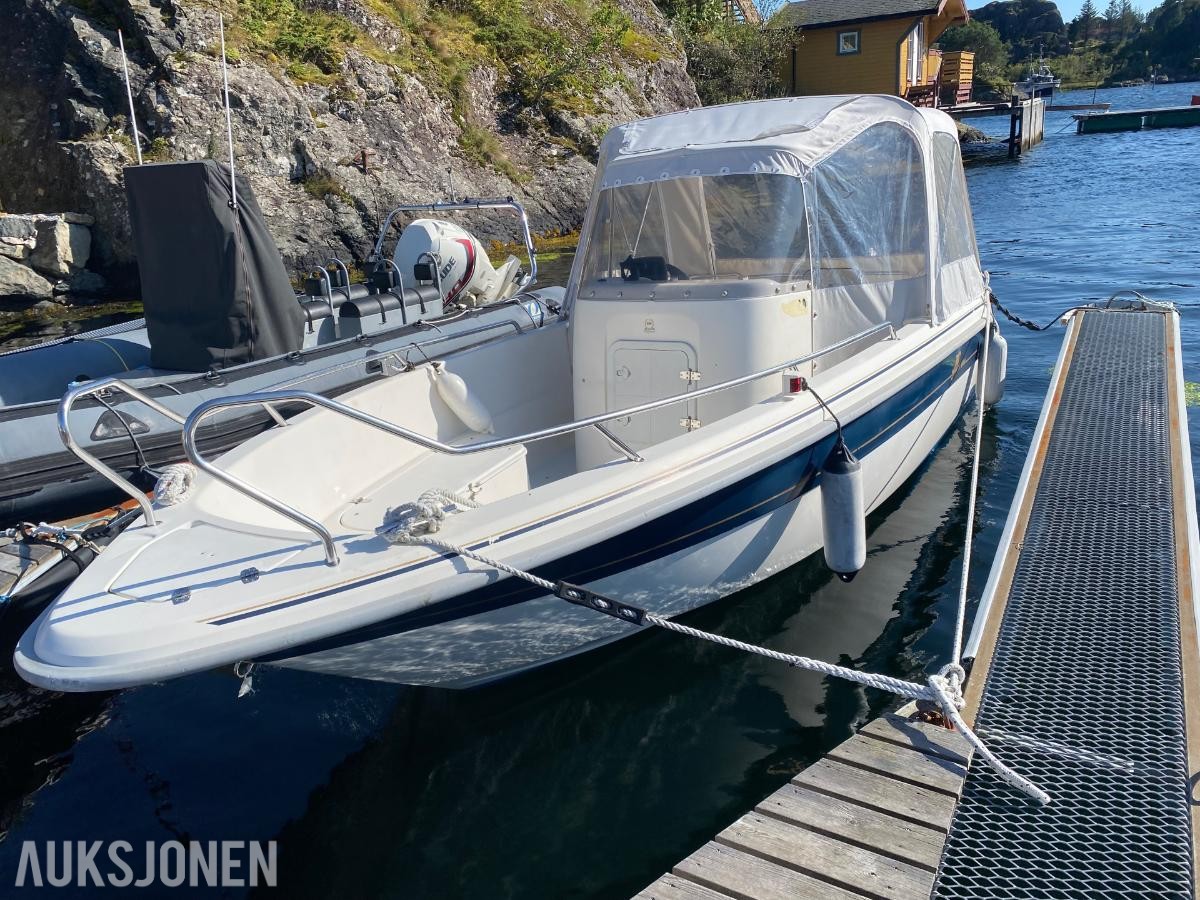 Yamarin 5910 med Evinrude E-Tec 115 2008 mod. og båthenger