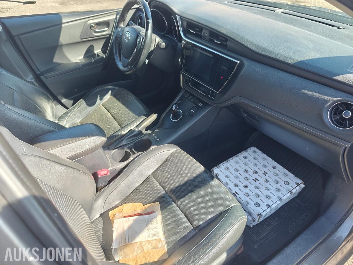 2016 Toyota Auris 1.8-99 - Eu-godkjent til 02/27 - Km: 173777