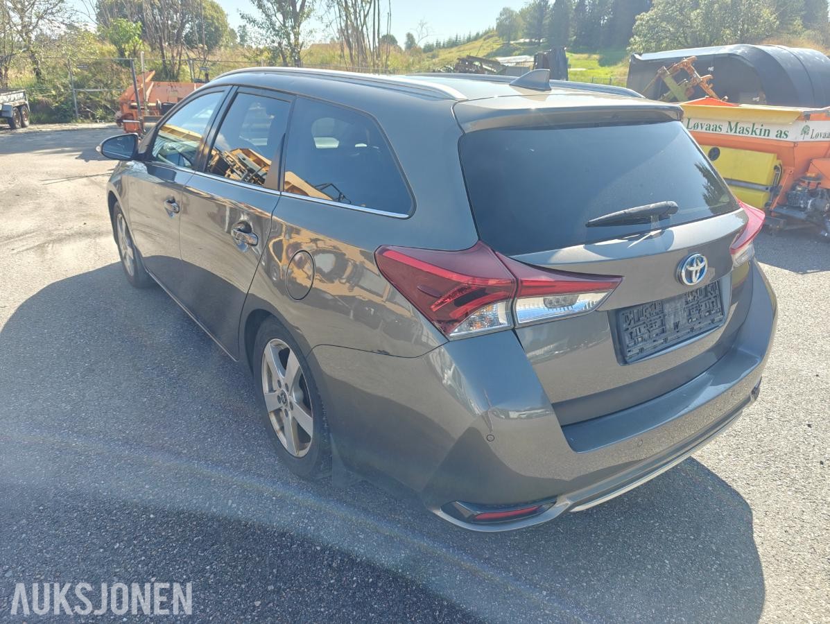 2016 Toyota Auris 1.8-99 - Eu-godkjent til 02/27 - Km: 173777