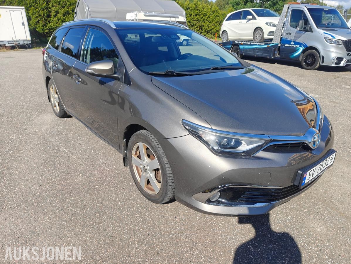 2016 Toyota Auris 1.8-99 - Eu-godkjent til 02/27 - Km: 173777