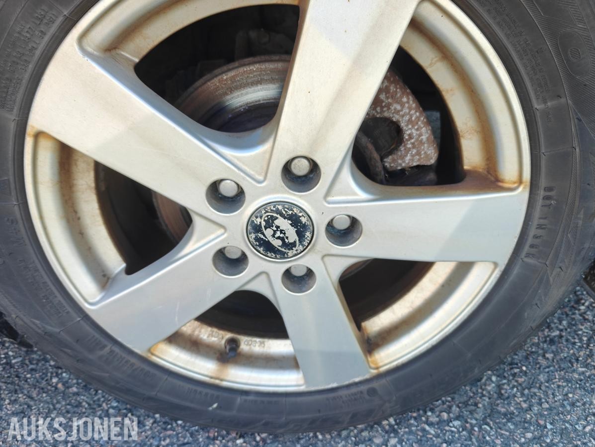 2016 Toyota Auris 1.8-99 - Eu-godkjent til 02/27 - Km: 173777
