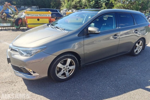 2016 Toyota Auris 1.8-99 - Eu-godkjent til 02/27 - Km: 173777
