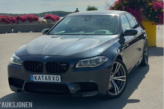 2014 BMW M5 4.4 BiTurbo 560 hk Facelift – Akrapovič – B&O – PPF – 135 600 km