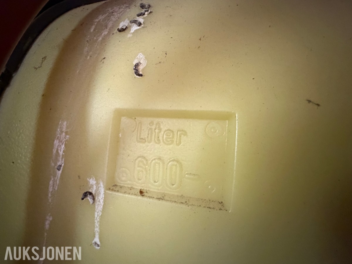 Hardi Åkersprøyte 600l m/sammenleggbar bom