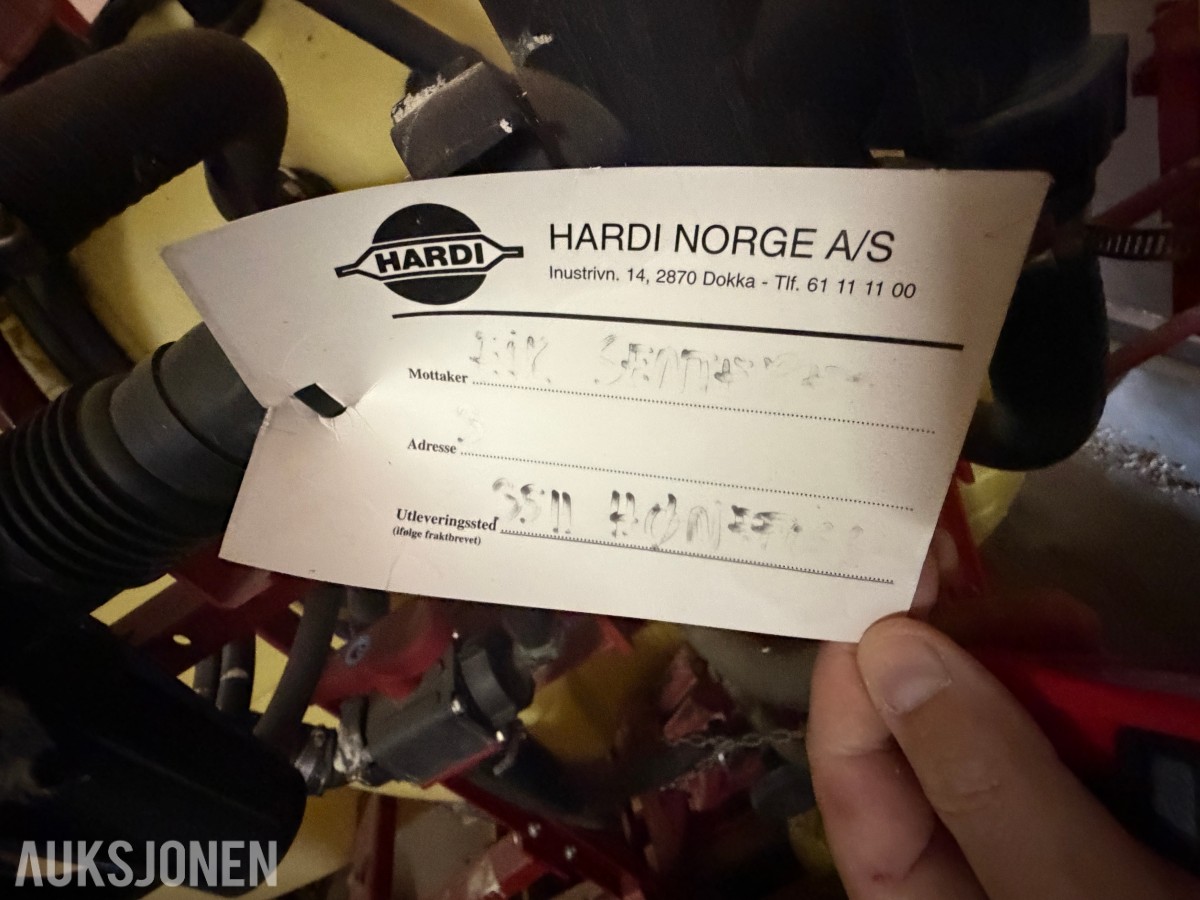 Hardi Åkersprøyte 600l m/sammenleggbar bom