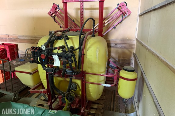 Hardi Åkersprøyte 600l m/sammenleggbar bom