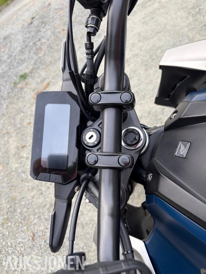 2021 Honda CB 125 R