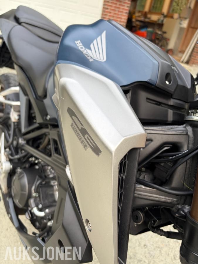 2021 Honda CB 125 R
