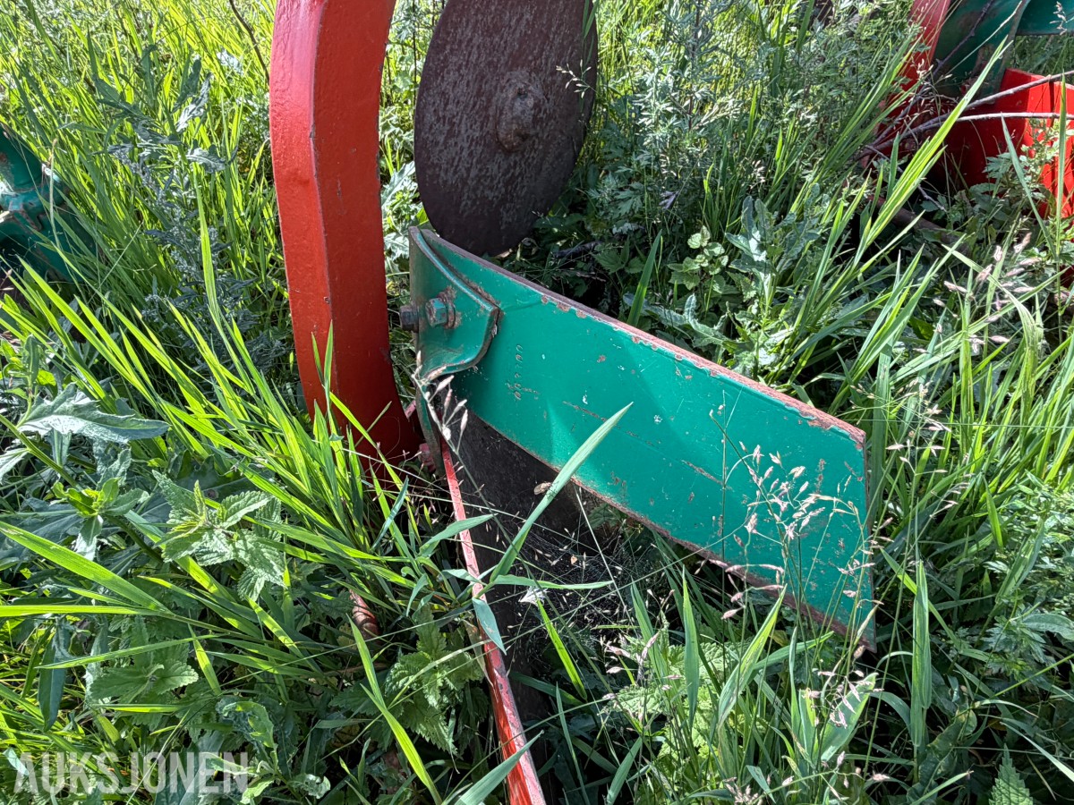 Kverneland MOD. A3 3-skjærs plog med hydraulisk sideregulering