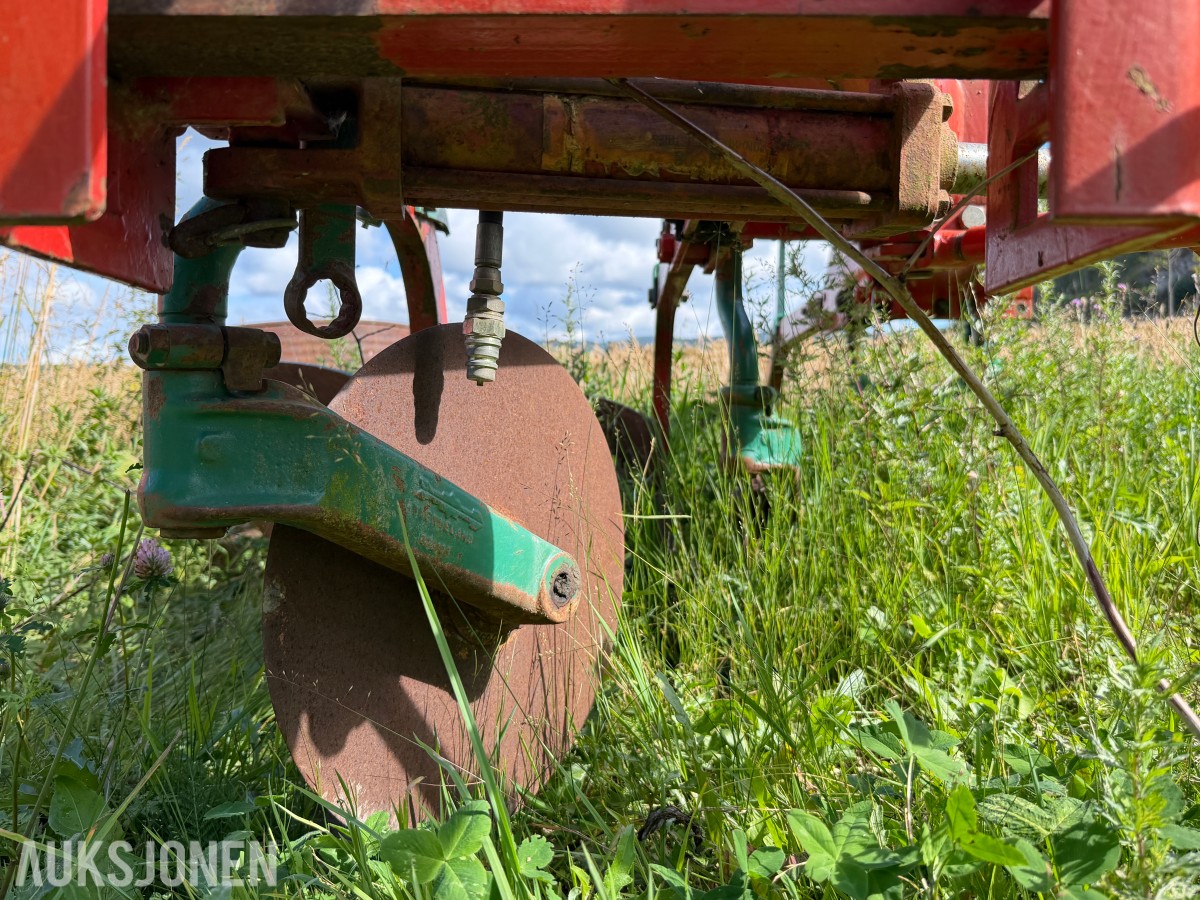 Kverneland MOD. A3 3-skjærs plog med hydraulisk sideregulering