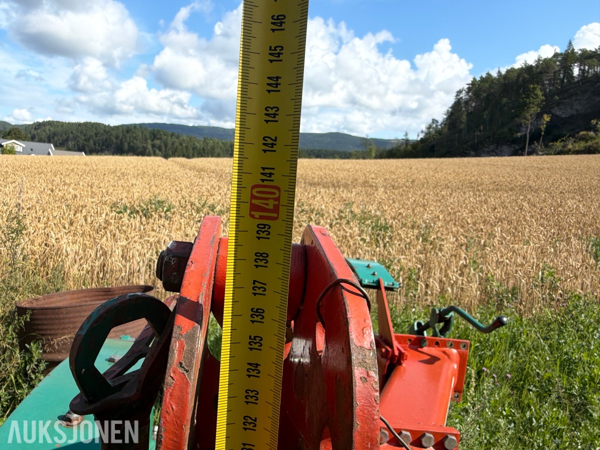Kverneland MOD. A3 3-skjærs plog med hydraulisk sideregulering