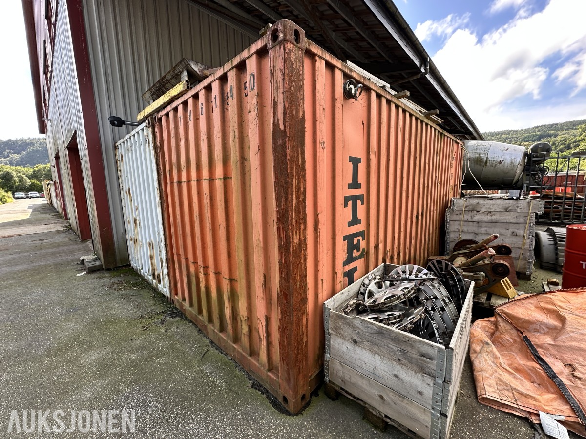 20 fots lagercontainer med innredning, belysning og gangdør