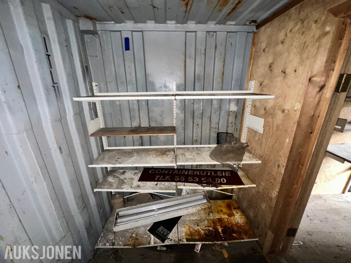 20 fots lagercontainer med innredning, belysning og gangdør