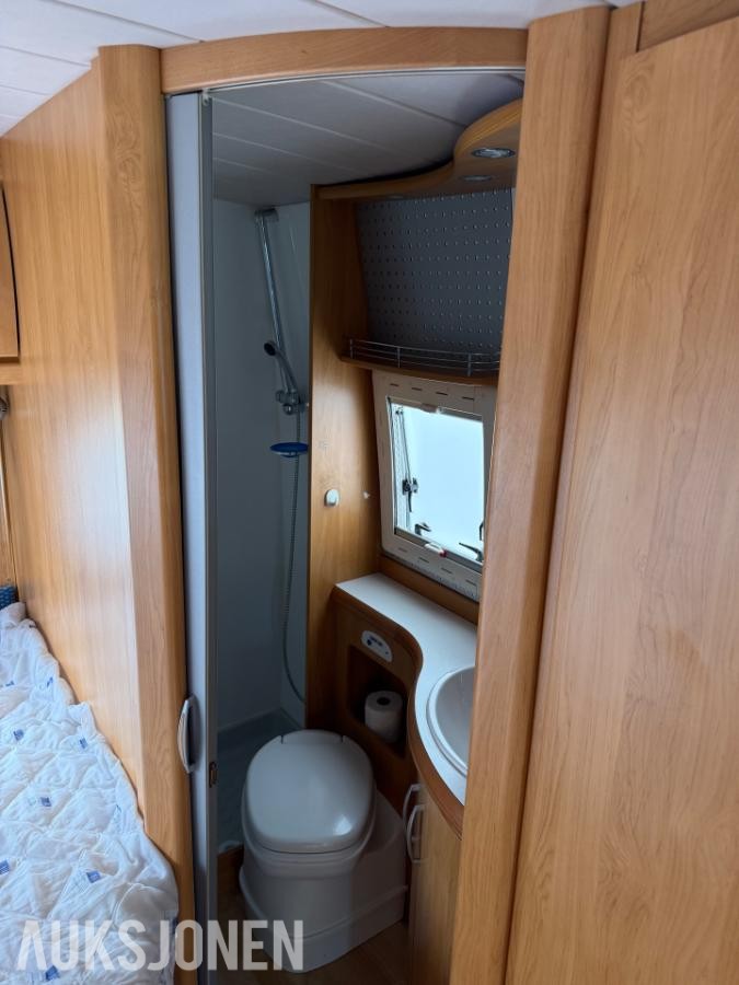 2004 Hobby 650 FSC Campingbil