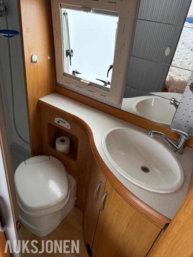 2004 Hobby 650 FSC Campingbil