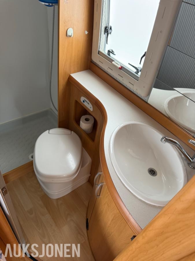 2004 Hobby 650 FSC Campingbil