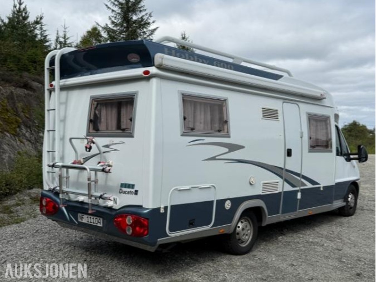 2004 Hobby 650 FSC Campingbil