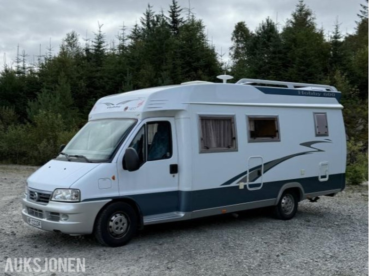 2004 Hobby 650 FSC Campingbil