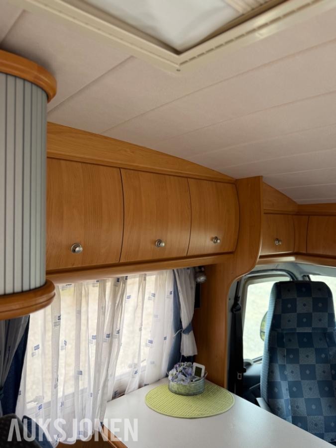 2004 Hobby 650 FSC Campingbil