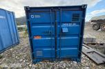 10 fots miljøcontainer med oppsamlingsgulv og diverse innhold