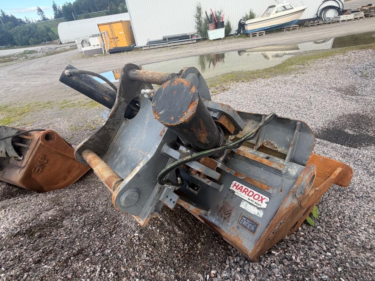 EMA hydraulisk planeringsskuffe 1550 liter , 2000 mm , S80 feste