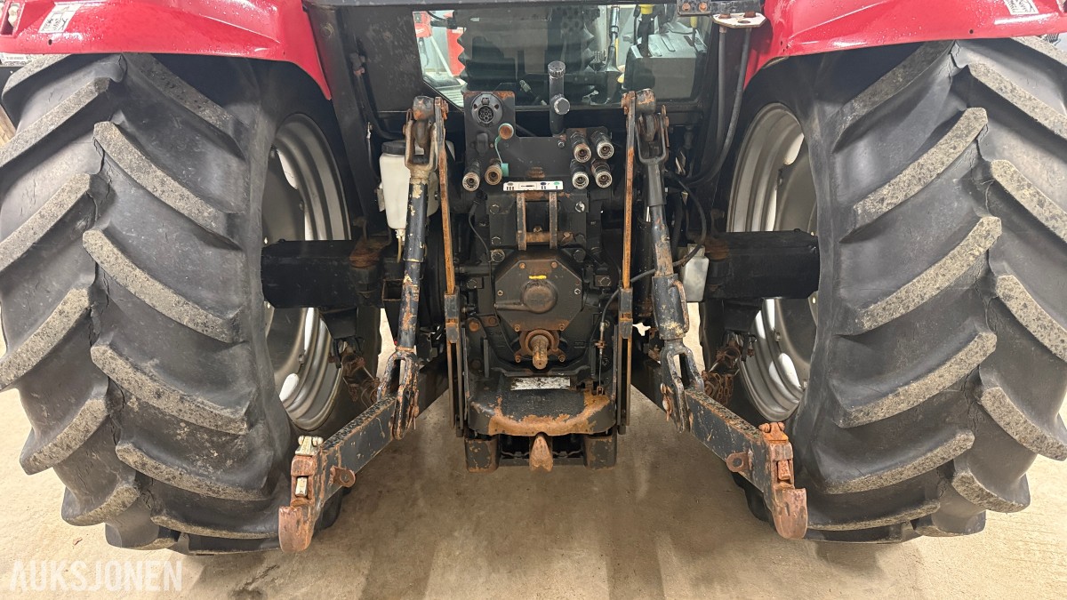 2005 CASE IH JX1100U traktor