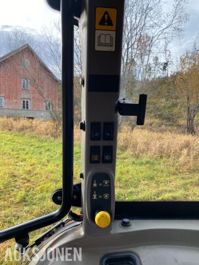 2005 CASE IH JX1100U - 10304t 