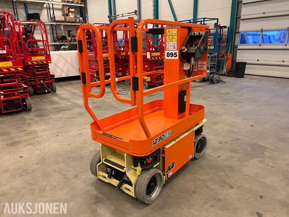 2024 JLG 1230 ES 5.7m arb høyde
