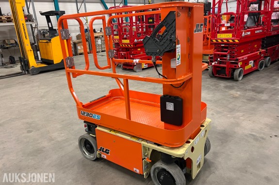 2024 JLG 1230 ES 5.7m arb høyde