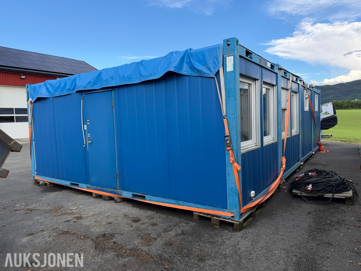 2009 Brakkerigg med flere moduler – kjøkken, garderobe, WC og oppholdsrom med flere moduler – kjøkken, garderobe, WC og oppholdsrom - 4 stykk brakker