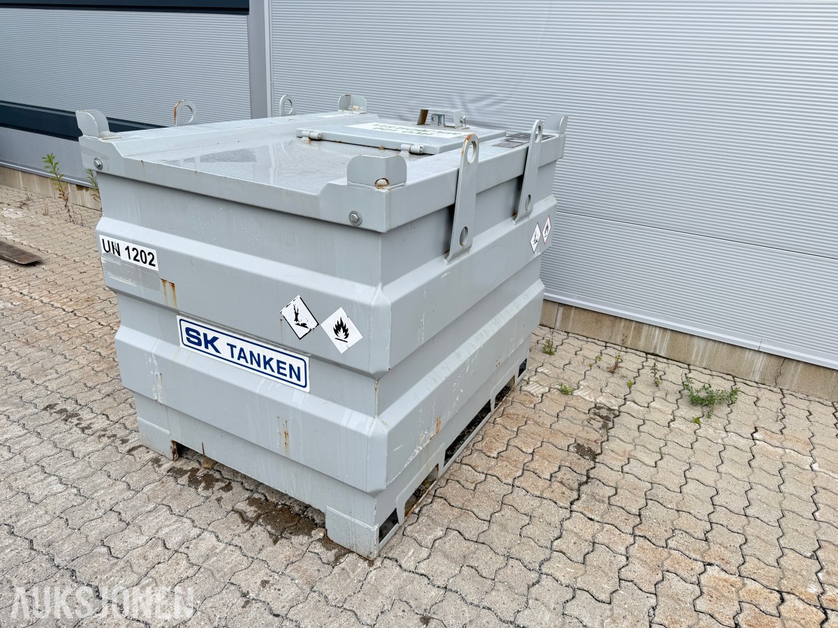 2024 mobiSTEEL-1000 liter 1000L ADR-godkjent dieseltank.