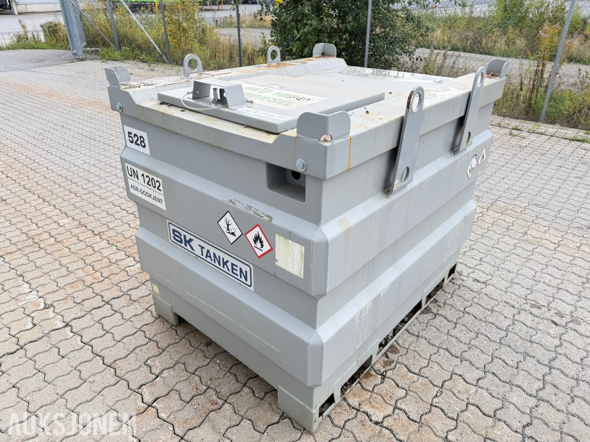 2024 mobiSTEEL-1000 liter tanker 