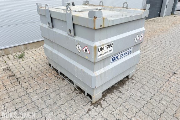 2024 mobiSTEEL-1000 liter tanker