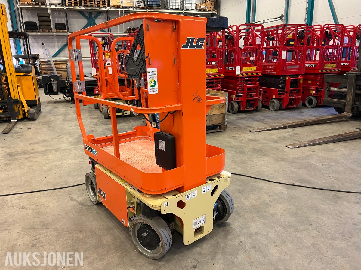 2023 JLG 1230ES elektrisk vertikalmastlift 5,66 m arbeidshøyde