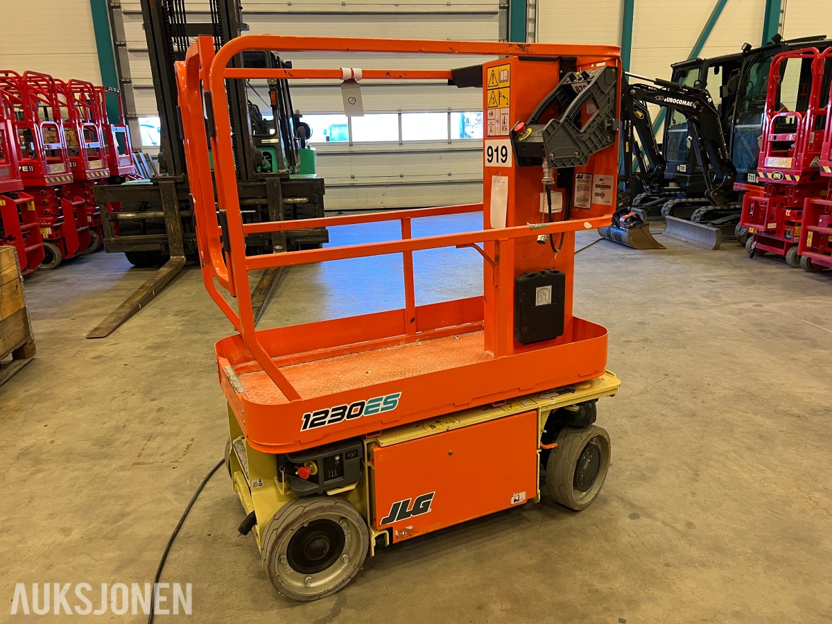 2023 JLG 1230ES elektrisk vertikalmastlift 5,66 m arbeidshøyde