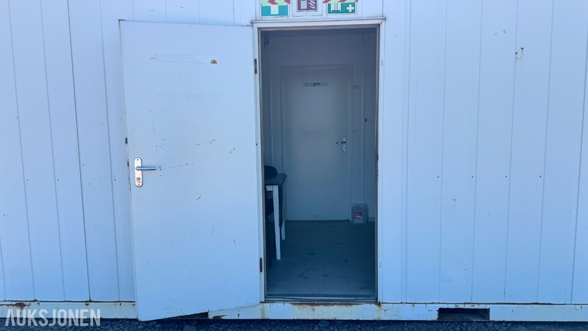 Containex 20-fots mannskapsbrakke / kontorbrakke med inventar