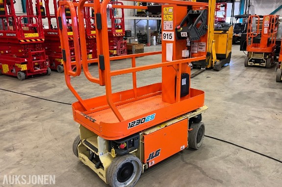 2023 JLG 1230ES elektrisk vertikalmastlift 5,66 m arbeidshøyde