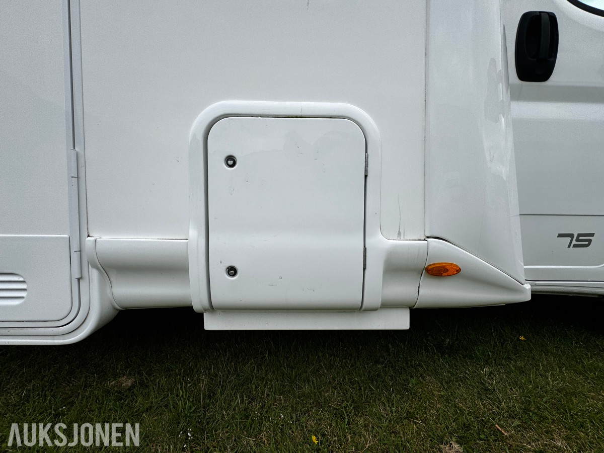 2018 Mclouis Campingbil MC4-75 - 4 sitteplasser - 4 sengeplasser - WC - Dusj - Nyttelast 1197kg - EU ok til juli 2027