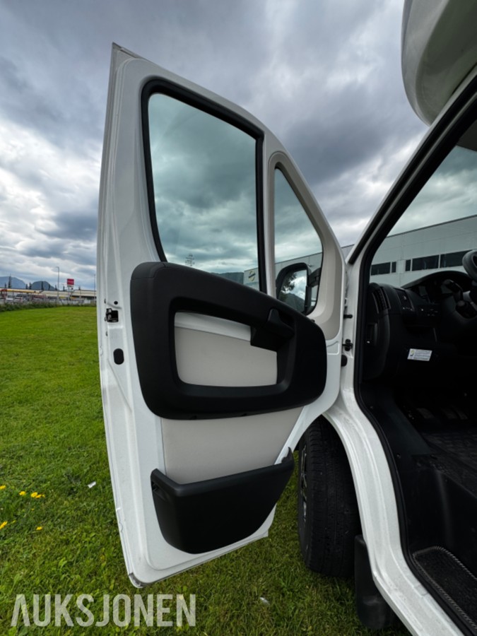 2018 Mclouis Campingbil MC4-75 - 4 sitteplasser - 4 sengeplasser - WC - Dusj - Nyttelast 1197kg - EU ok til juli 2027