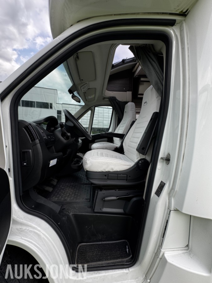 2018 Mclouis Campingbil MC4-75 - 4 sitteplasser - 4 sengeplasser - WC - Dusj - Nyttelast 1197kg - EU ok til juli 2027
