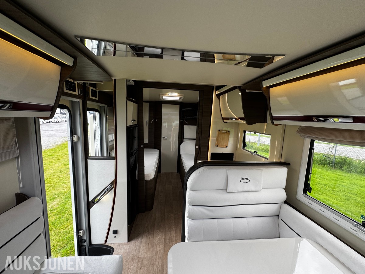 2018 Mclouis Campingbil MC4-75 - 4 sitteplasser - 4 sengeplasser - WC - Dusj - Nyttelast 1197kg - EU ok til juli 2027