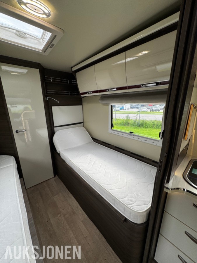 2018 Mclouis Campingbil MC4-75 - 4 sitteplasser - 4 sengeplasser - WC - Dusj - Nyttelast 1197kg - EU ok til juli 2027