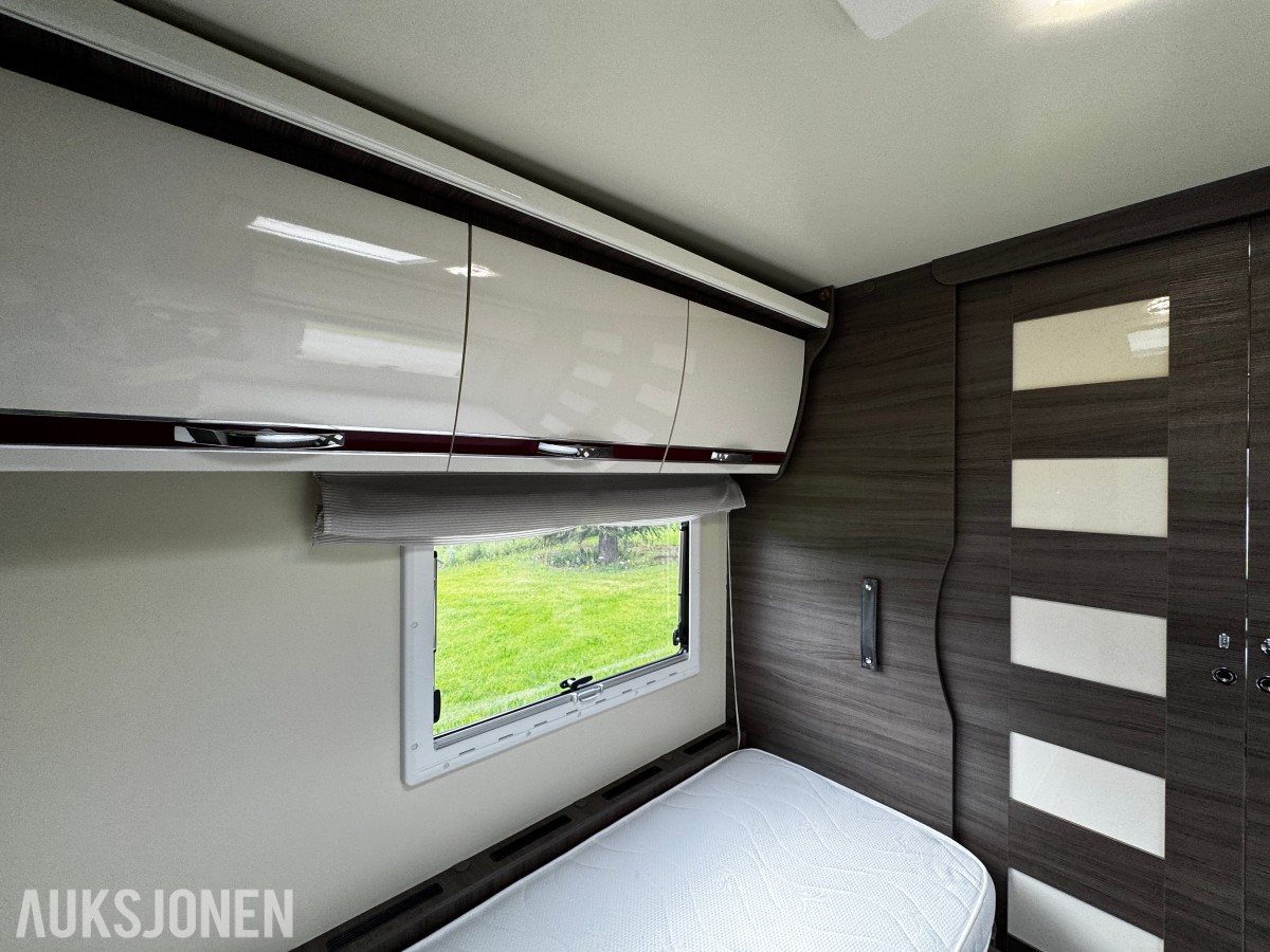 2018 Mclouis Campingbil MC4-75 - 4 sitteplasser - 4 sengeplasser - WC - Dusj - Nyttelast 1197kg - EU ok til juli 2027