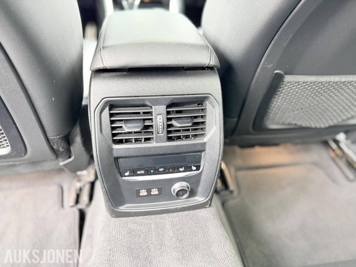 2019 BMW 3-serie, 330i, 76800km, Automat, S+V dekk